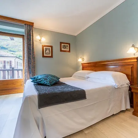 Du Glacier La Thuile