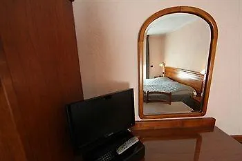 Du Glacier Hotel La Thuile