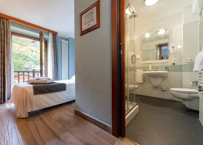 Du Glacier Hotel La Thuile